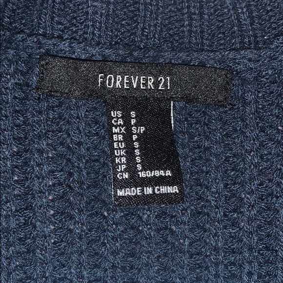 Cropped Forever 21 Sweater - Picture 3 of 4